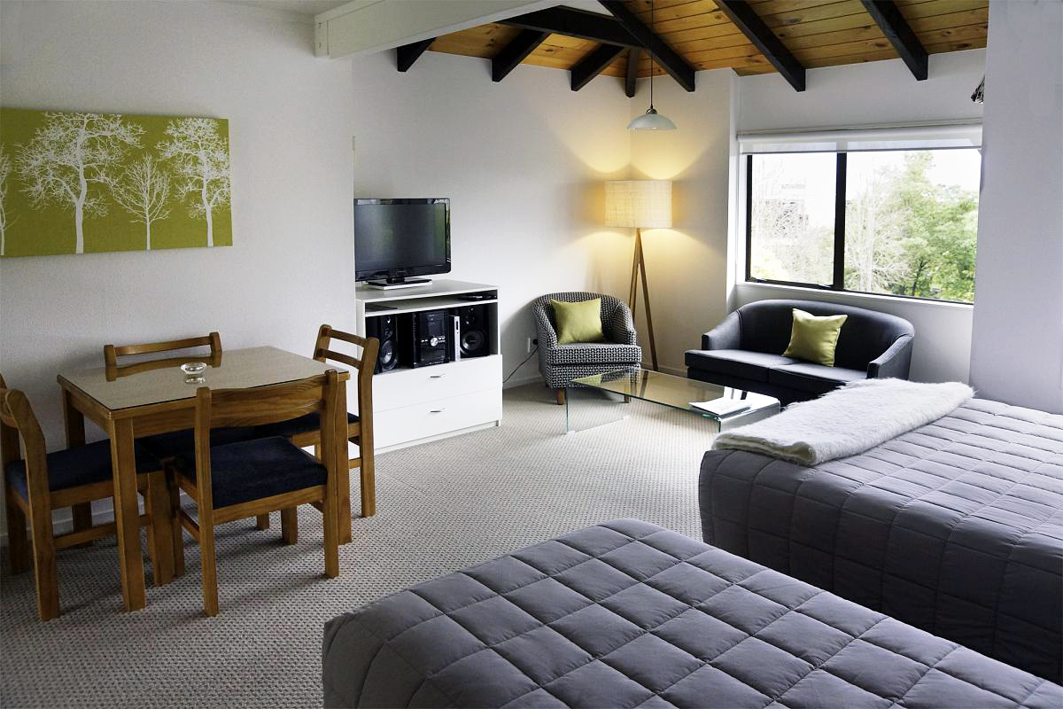 studio-apartment-lakeside-villas-taupo-nz-3